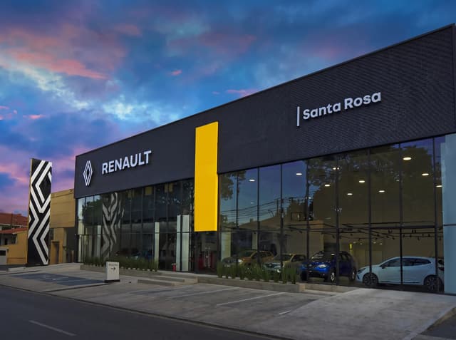 Showroom Renault (Sta. Teresa) — Proyecto ejecutado por Casa Clima E.A.S.